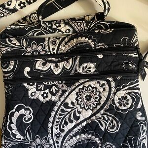 Vera Bradley Cross Body Hipster- Black & White
